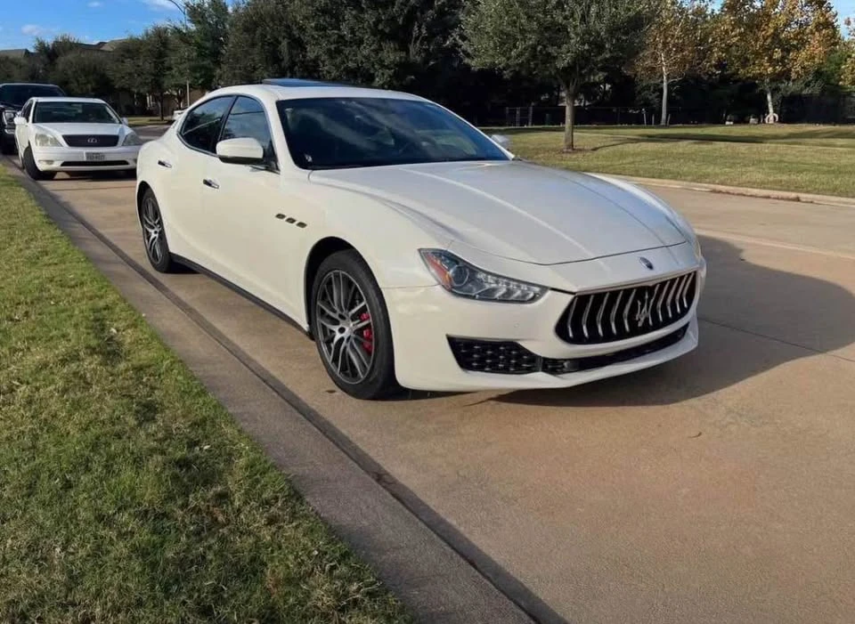 2019 Maserati Ghibli 3rd Gen - Image 2 of 10