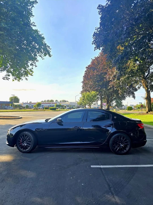 2019 Maserati Ghibli 3rd Gen - Image 4 of 13