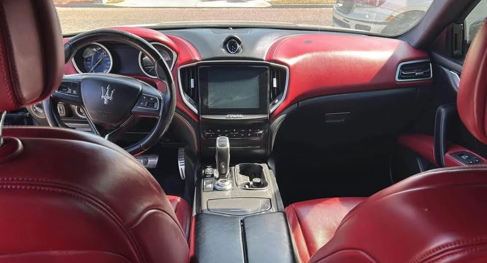 2019 Maserati Ghibli 3rd Gen - Image 11 of 16