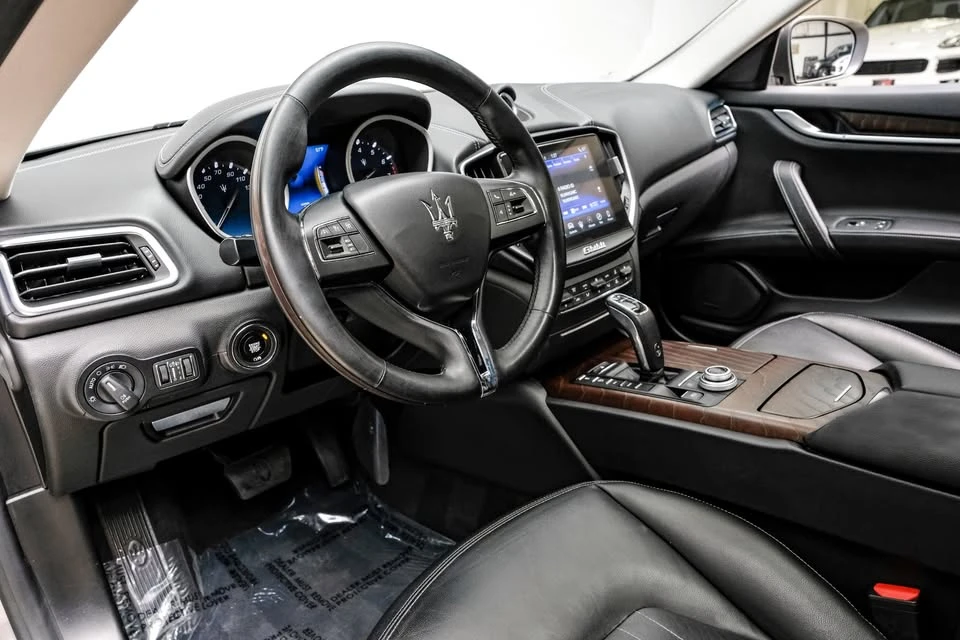 2019 Maserati Ghibli 3rd Gen - Image 3 of 19