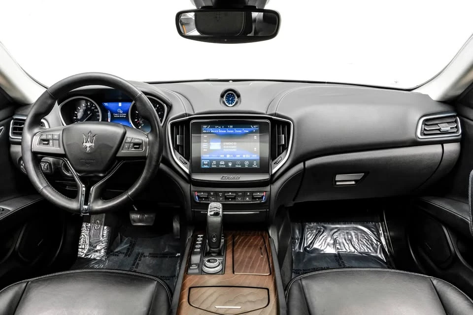 2019 Maserati Ghibli 3rd Gen - Image 16 of 19