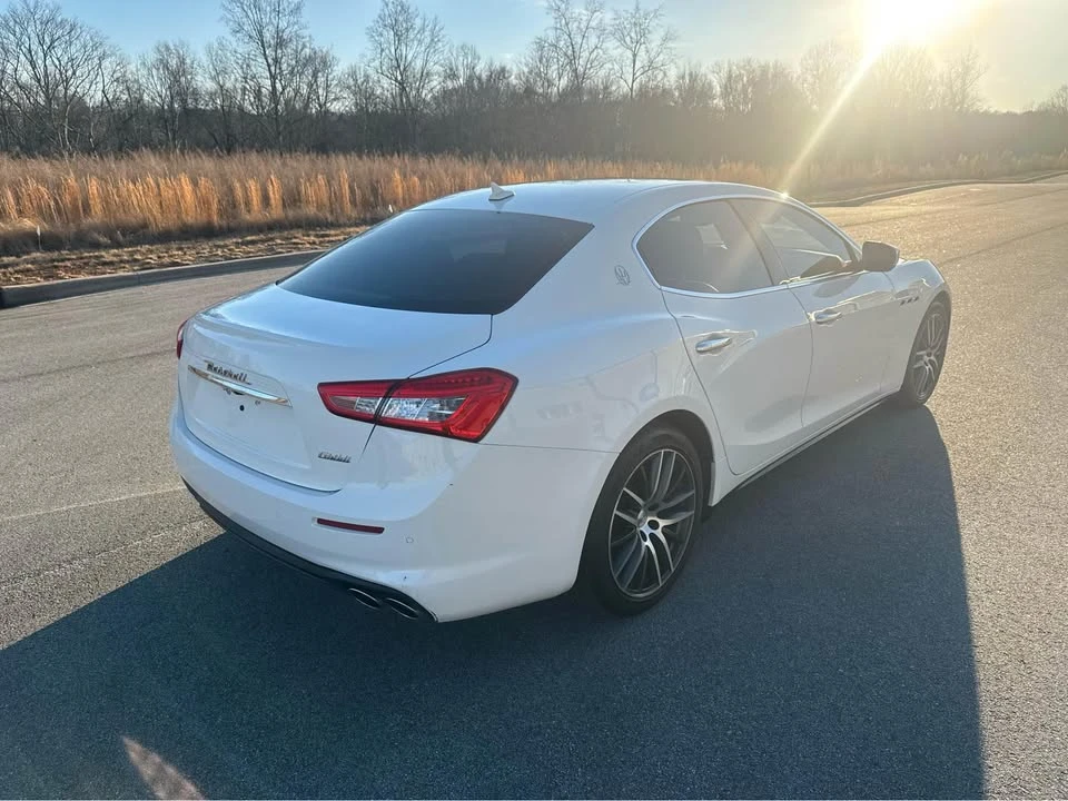 2019 Maserati Ghibli 3rd Gen - Image 12 of 16