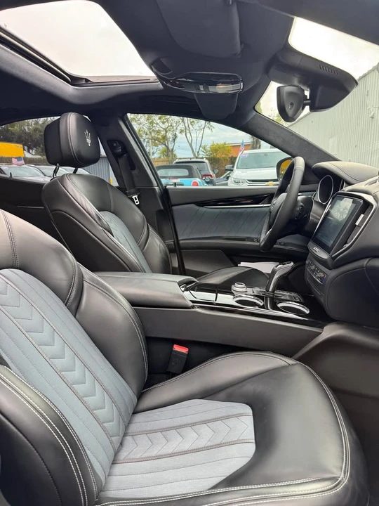 2019 Maserati Ghibli 3rd Gen - Image 14 of 18