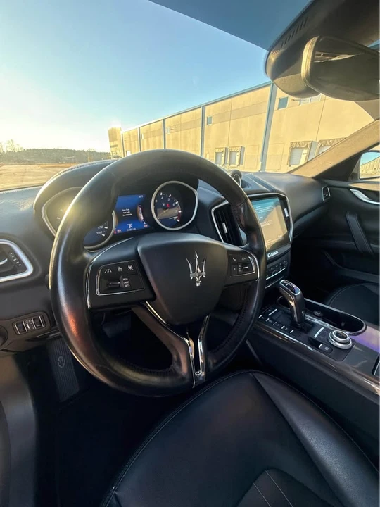2019 Maserati Ghibli 3rd Gen - Image 4 of 16