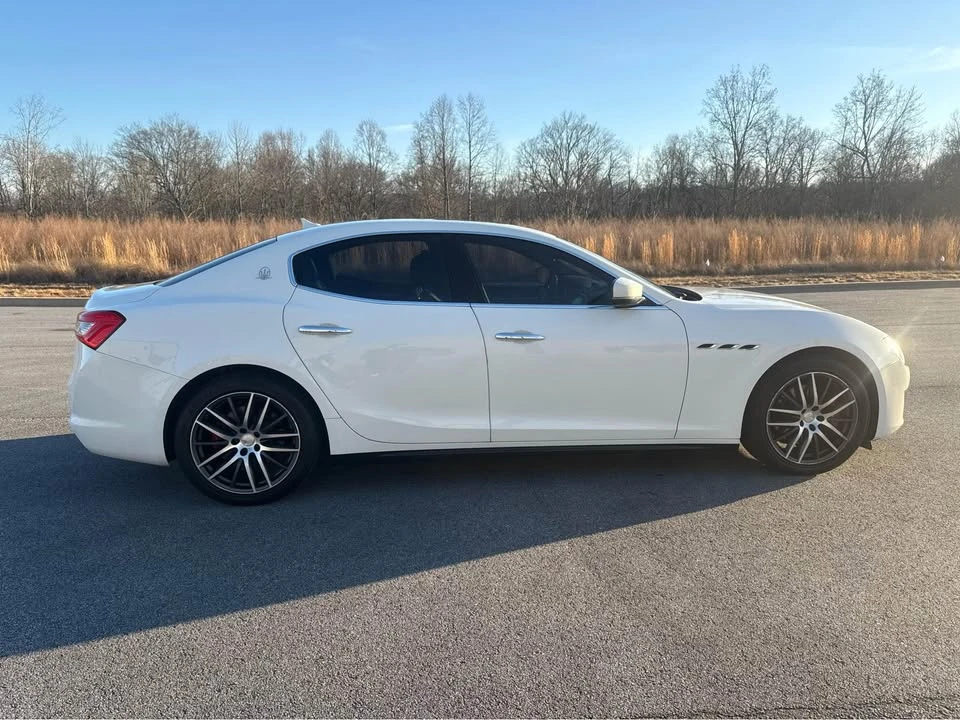 2019 Maserati Ghibli 3rd Gen - Image 2 of 16