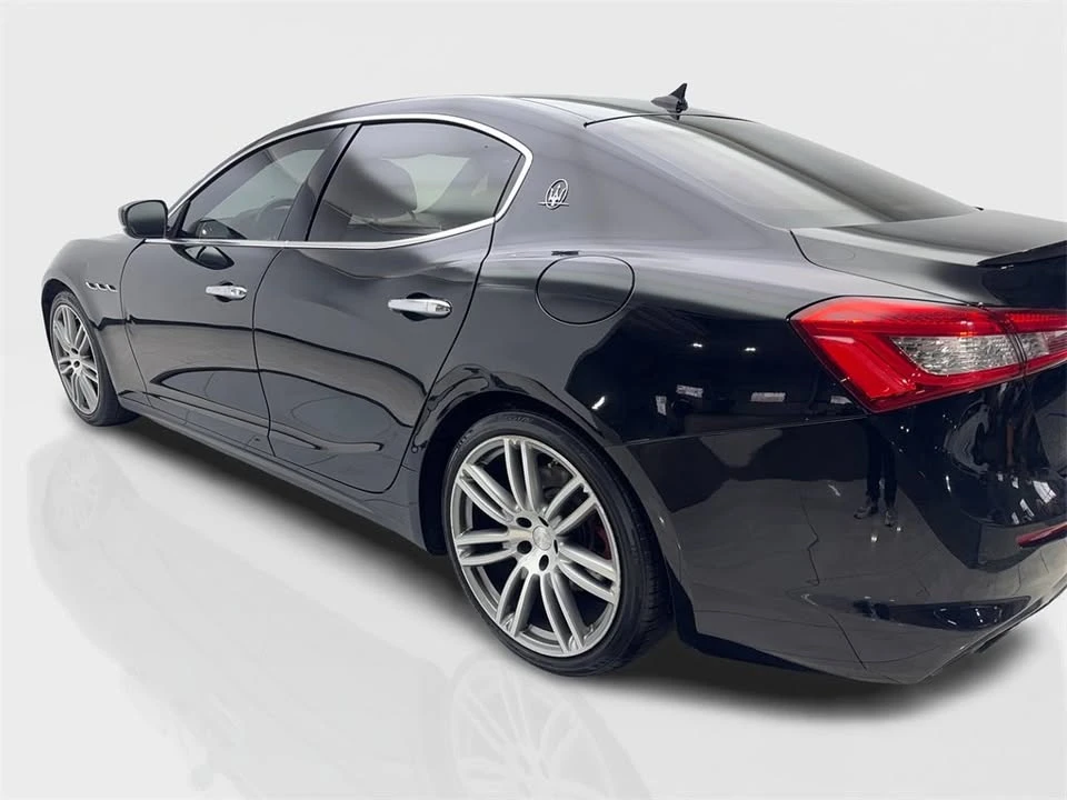 2019 Maserati Ghibli 3rd Gen - Image 13 of 19