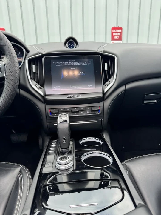 2019 Maserati Ghibli 3rd Gen - Image 15 of 18