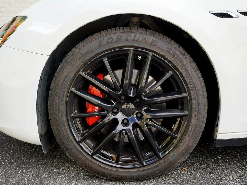 2019 Maserati Ghibli 3rd Gen - Image 11 of 31