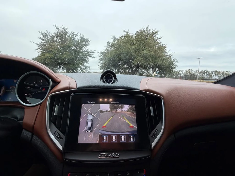 2019 Maserati Ghibli 3rd Gen - Image 19 of 21