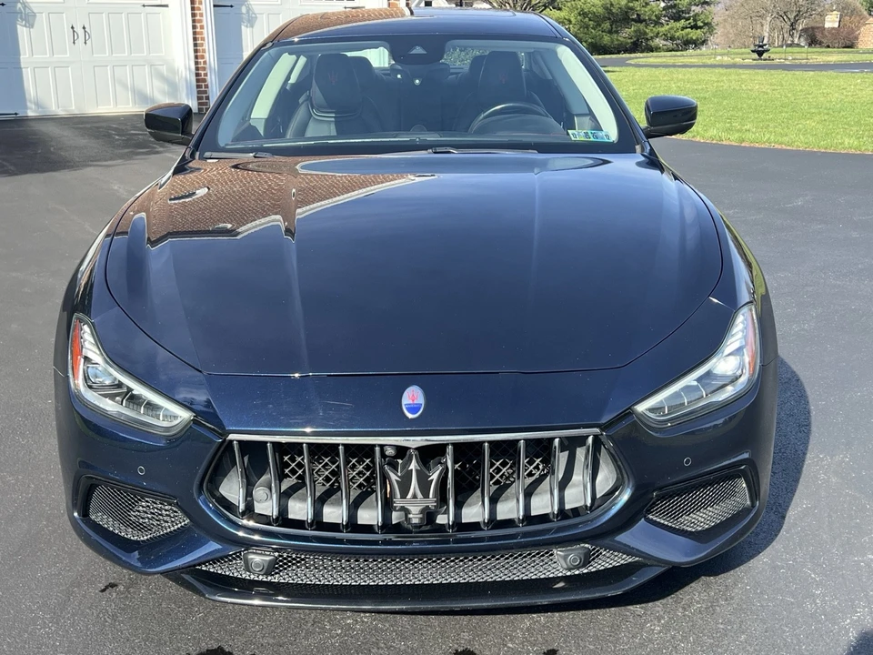 2019 Maserati Ghibli 3rd Gen - Image 16 of 21