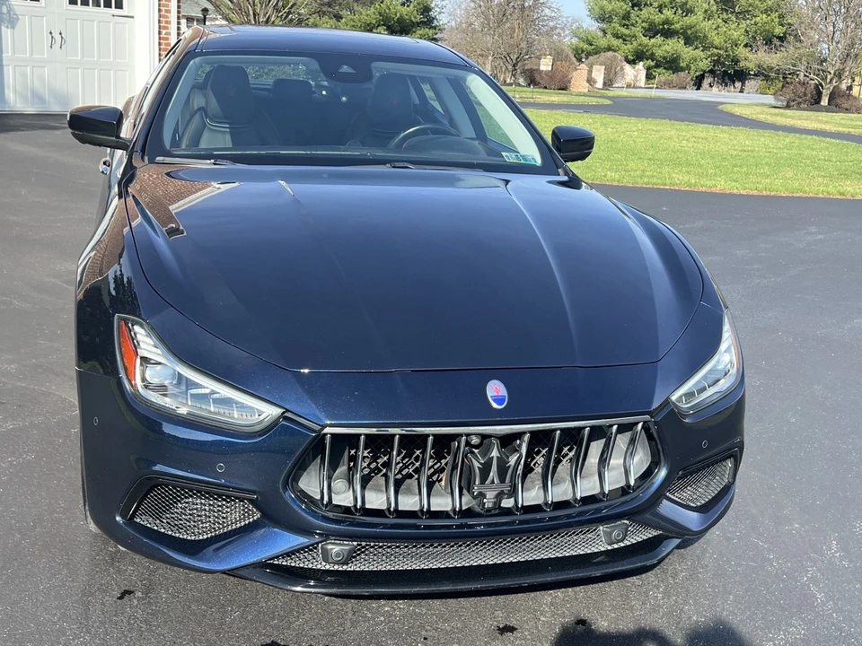 2019 Maserati Ghibli 3rd Gen - Image 17 of 21