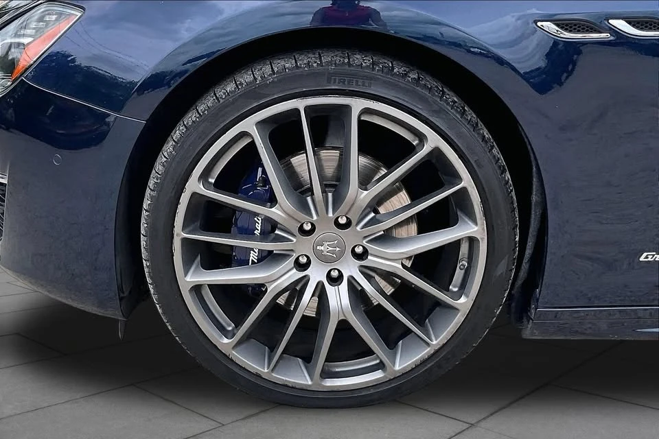 2019 Maserati Ghibli 3rd Gen - Image 7 of 20