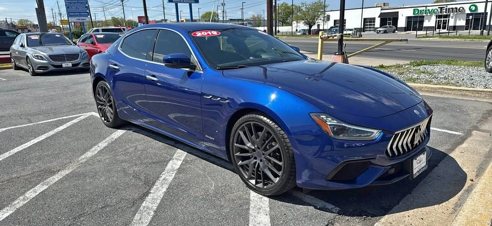 2019 Maserati Ghibli 3rd Gen - Image 2 of 21