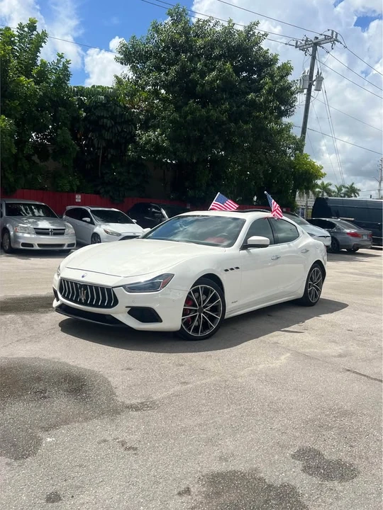 2019 Maserati Ghibli 3rd Gen - Image 5 of 13