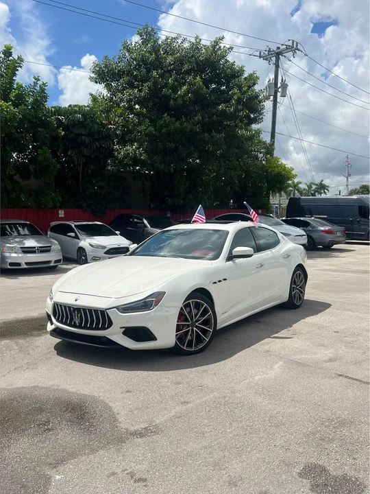 2019 Maserati Ghibli 3rd Gen - Image 4 of 13