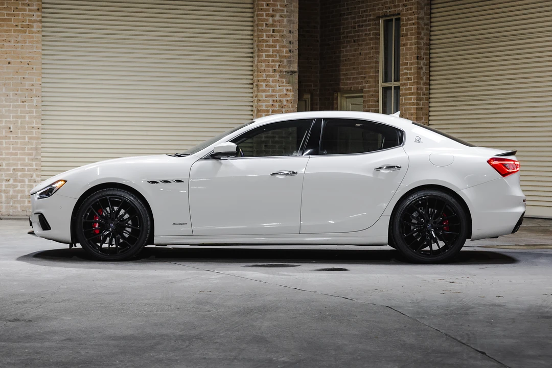 2019 Maserati Ghibli 3rd Gen - Image 4 of 31