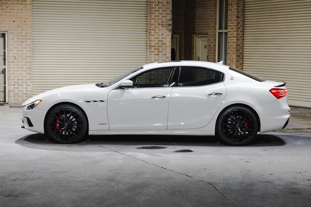 2019 Maserati Ghibli 3rd Gen - Image 12 of 31