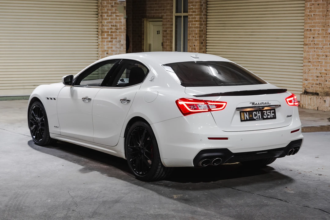 2019 Maserati Ghibli 3rd Gen - Image 13 of 31