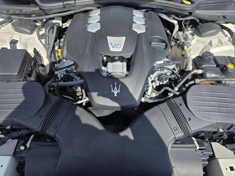 2019 Maserati Ghibli 3rd Gen - Image 18 of 19