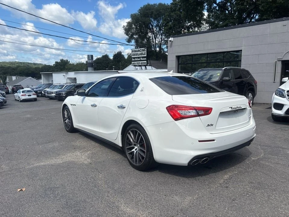2019 Maserati Ghibli 3rd Gen - Image 17 of 20