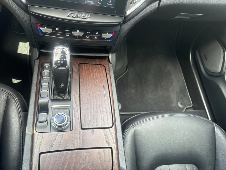 2019 Maserati Ghibli 3rd Gen - Image 13 of 20
