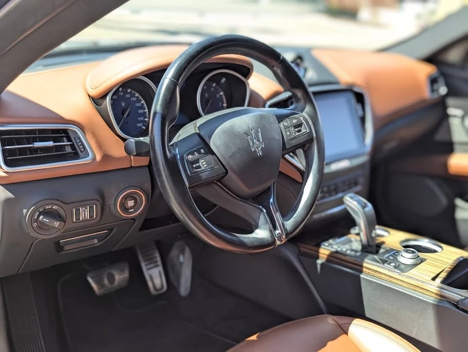 2019 Maserati Ghibli 3rd Gen - Image 7 of 10