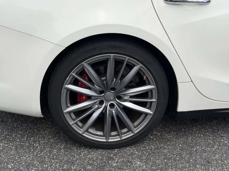 2019 Maserati Ghibli 3rd Gen - Image 11 of 20