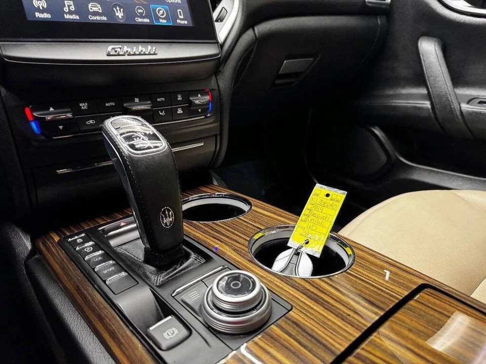 2019 Maserati Ghibli 3rd Gen - Image 26 of 31