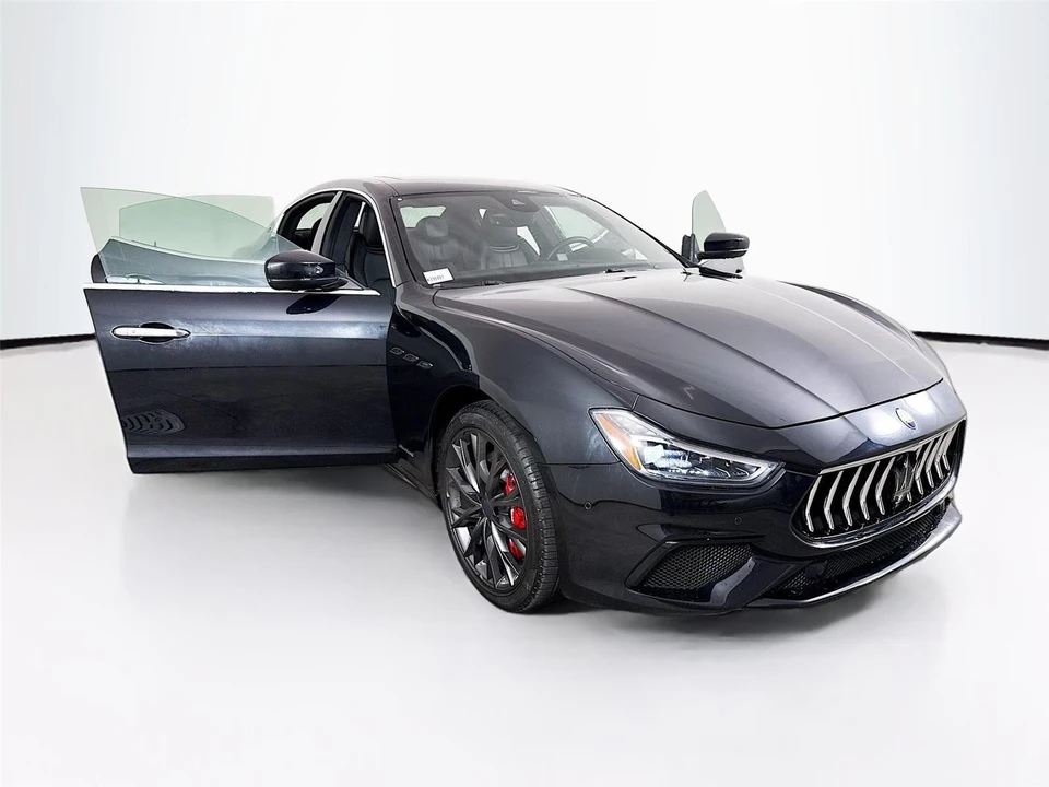 2019 Maserati Ghibli 3rd Gen - Image 17 of 18