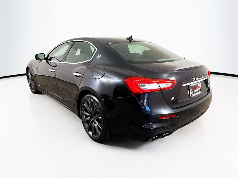 2019 Maserati Ghibli 3rd Gen - Image 11 of 18