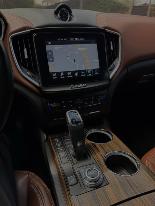 2019 Maserati Ghibli 3rd Gen - Image 9 of 15