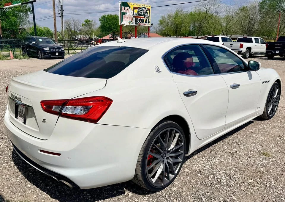 2019 Maserati Ghibli 3rd Gen - Image 3 of 9
