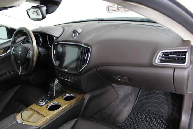 2019 Maserati Ghibli 3rd Gen - Image 12 of 31