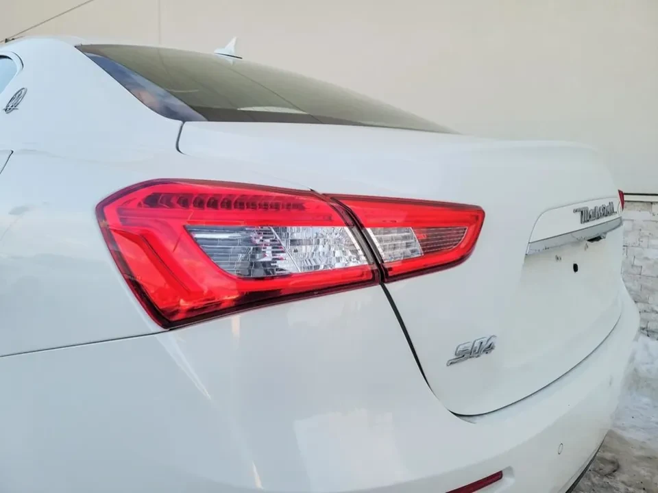 2019 Maserati Ghibli - Image 5 of 18
