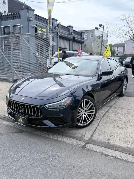 2019 Maserati Ghibli 3rd Gen - Image 3 of 12