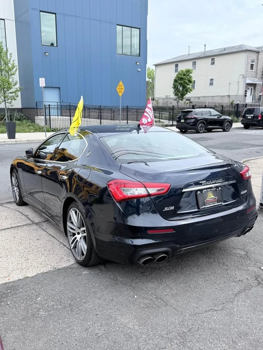 2019 Maserati Ghibli 3rd Gen - Image 5 of 12