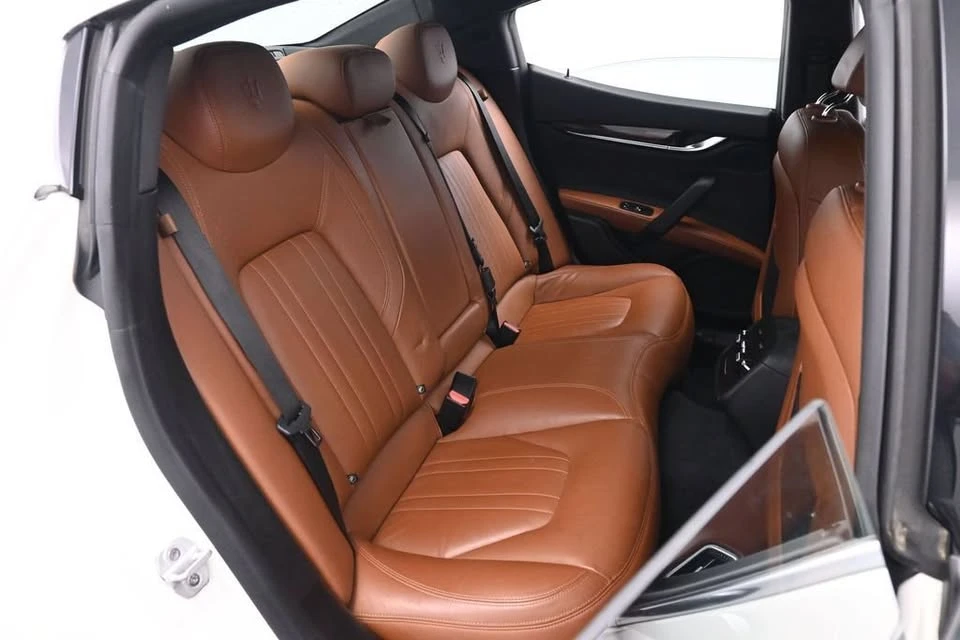 2019 Maserati Ghibli 3rd Gen - Image 18 of 19
