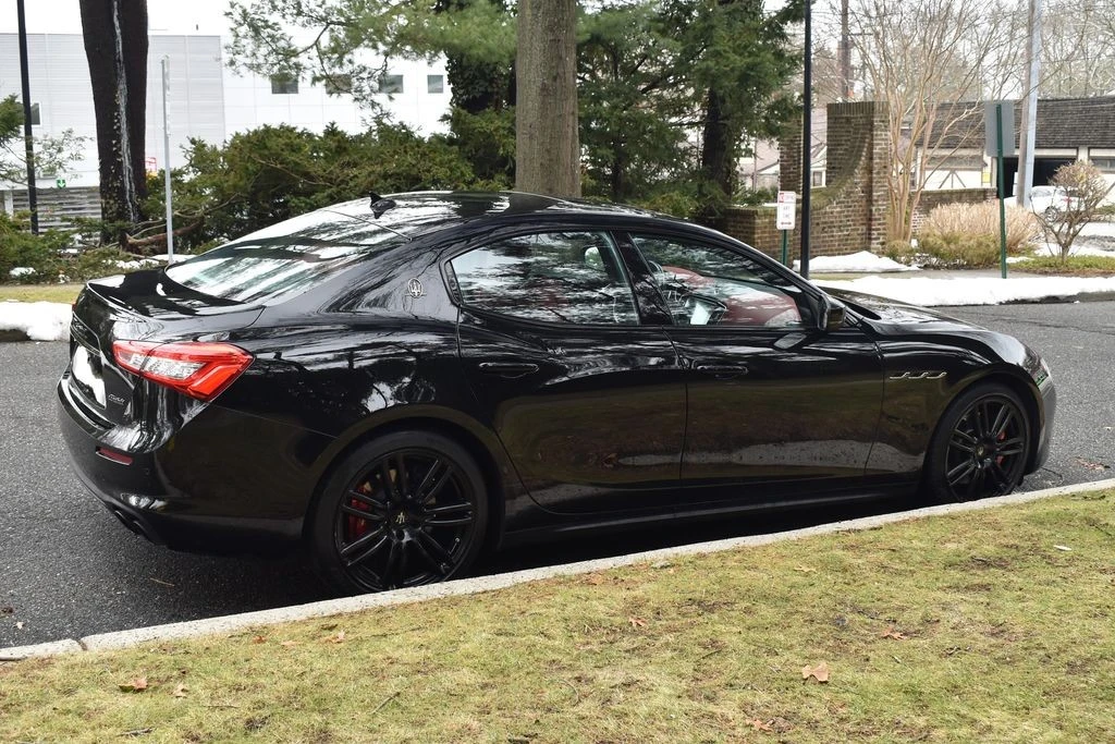 2019 Maserati Ghibli 3rd Gen - Image 8 of 12