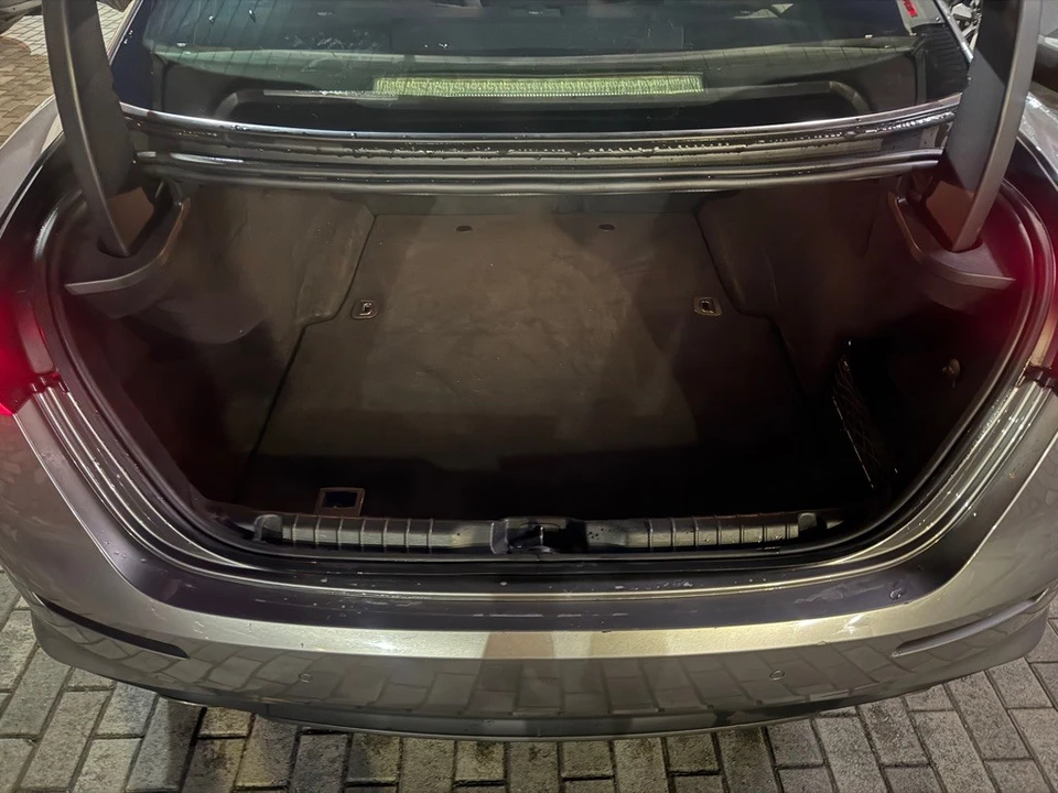 2019 Maserati Ghibli 3rd Gen - Image 7 of 31