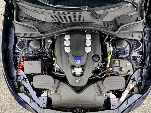 2019 Maserati Ghibli 3rd Gen - Image 13 of 31