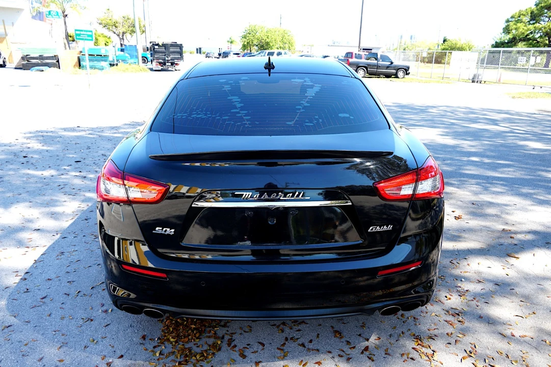 2019 Maserati Ghibli 3rd Gen - Image 7 of 27