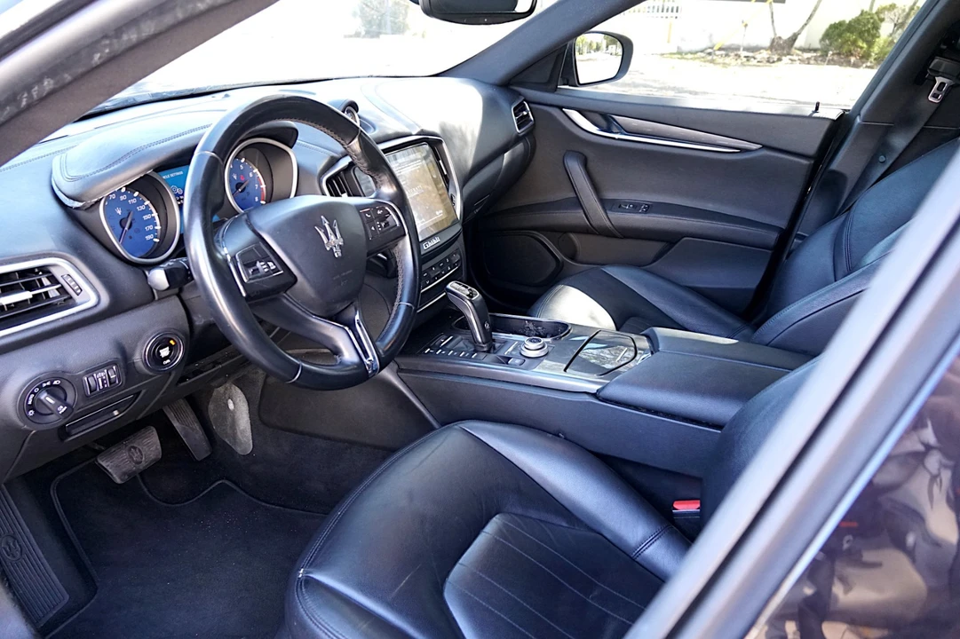 2019 Maserati Ghibli 3rd Gen - Image 16 of 27