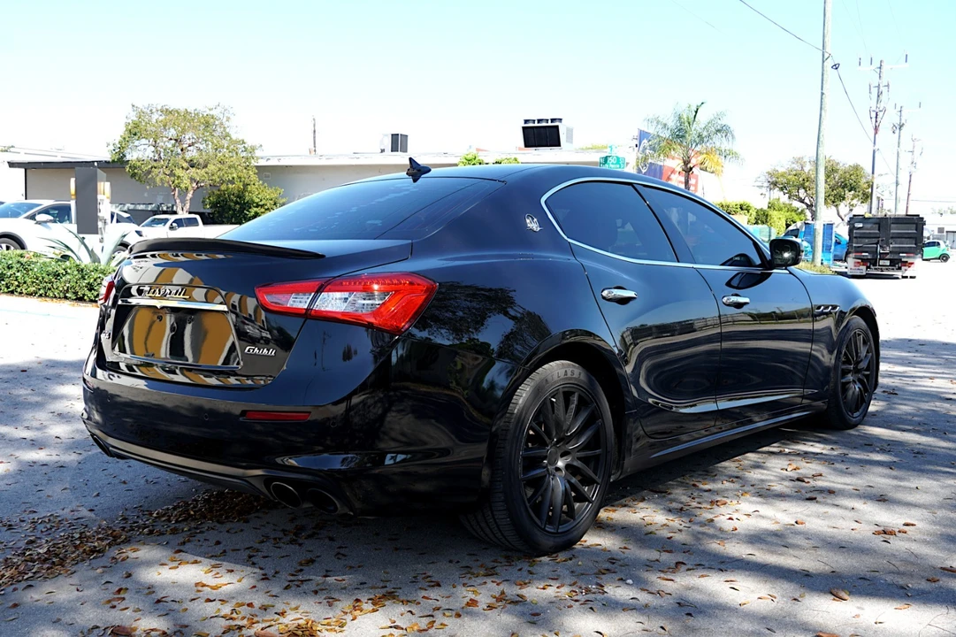 2019 Maserati Ghibli 3rd Gen - Image 9 of 27
