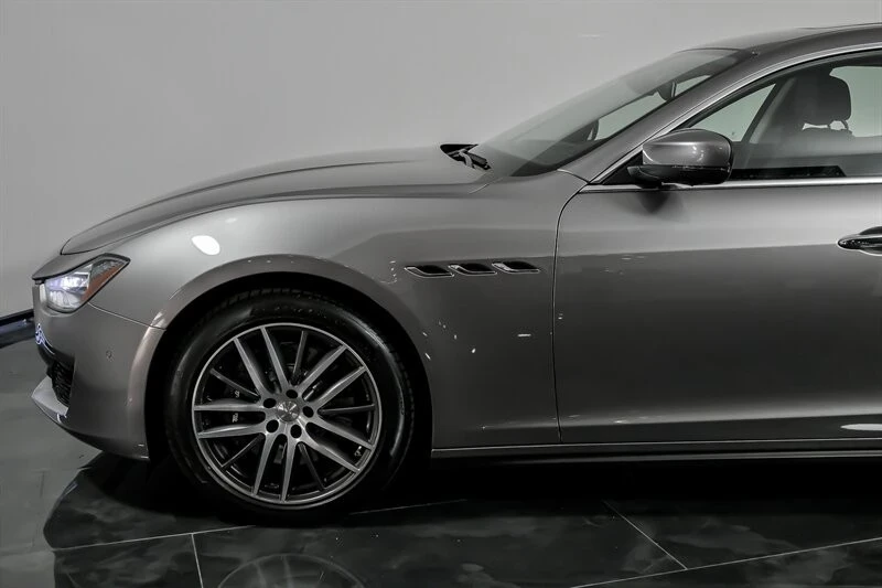 2019 Maserati Ghibli 3rd Gen - Image 6 of 12