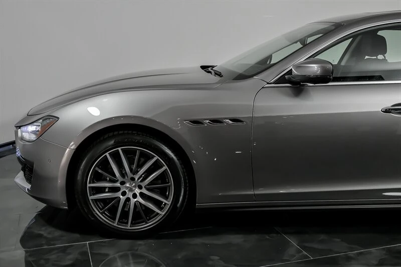 2019 Maserati Ghibli 3rd Gen - Image 6 of 21