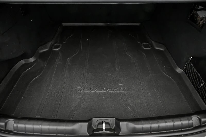 2019 Maserati Ghibli 3rd Gen - Image 15 of 21