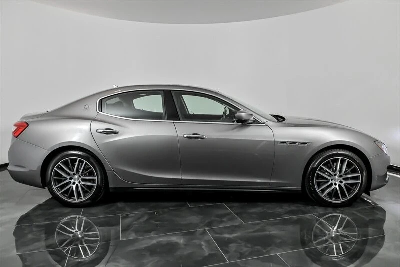 2019 Maserati Ghibli 3rd Gen - Image 13 of 21