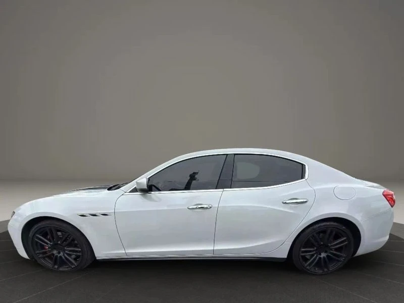 2019 Maserati Ghibli 3rd Gen - Image 8 of 12