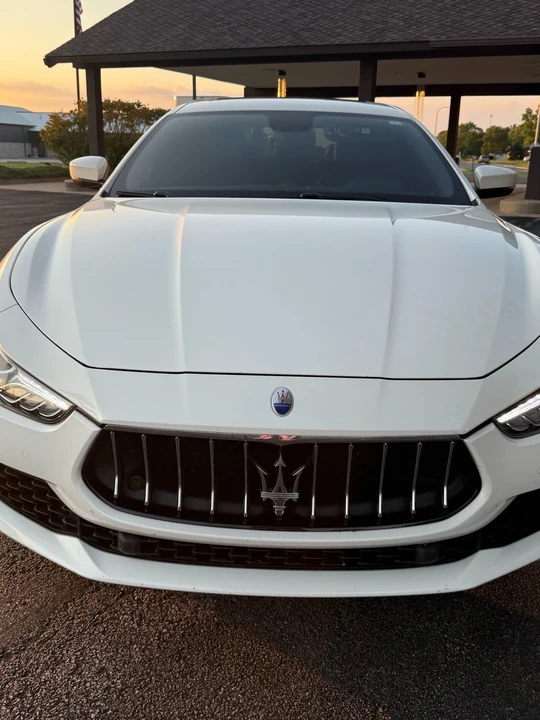 2019 Maserati Ghibli 3rd Gen - Image 9 of 17