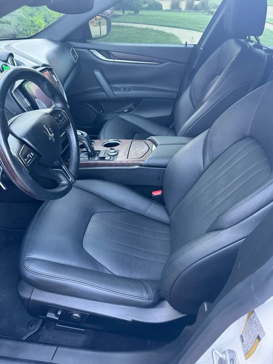 2019 Maserati Ghibli 3rd Gen - Image 15 of 17